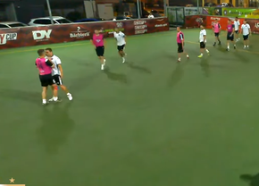 Adrian Popa, scandal uriaș la minifotbal! A fost la un pas de bătaie după ce un adversar l-a prins de gât: „Vrei să nu mai ieși de aici viu?” / „Scot bărbăția din tine”