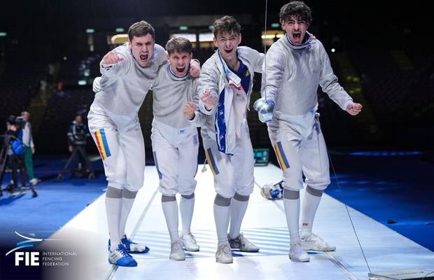 Echipa masculină de sabie a României, bronz câștigat în fața Ungariei la Campionatele Mondiale
