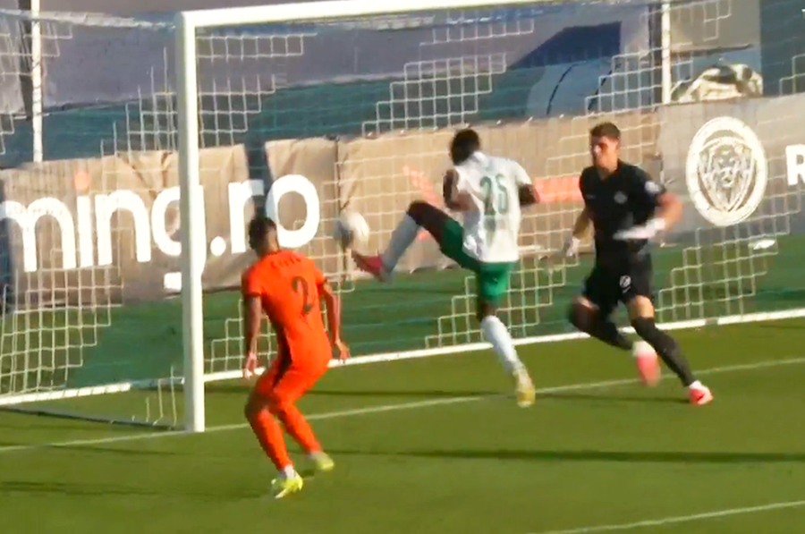 Auda, gol cu FCSB Gafă cât o eliminare în Auda - FCSB! Crețu și Târnovanu au comis-o