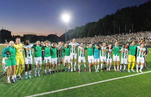 Cu doi români pe bancă, au reușit scorul serii în Europa! Meci cu 9 GOLURI