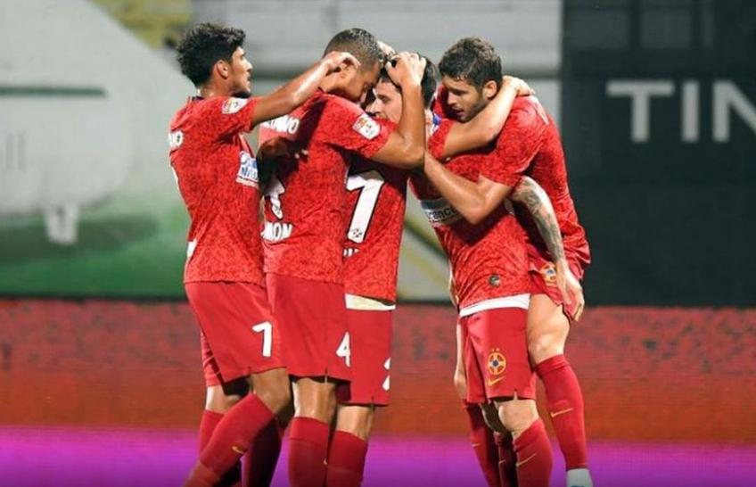 FCSB, în echipamentul de „acasă”