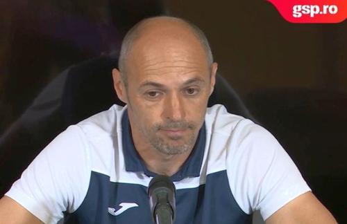 Bogdan Andone (45 de ani) a efectuat 3 schimbări la pauză, enervat de atitudinea elevilor săi.