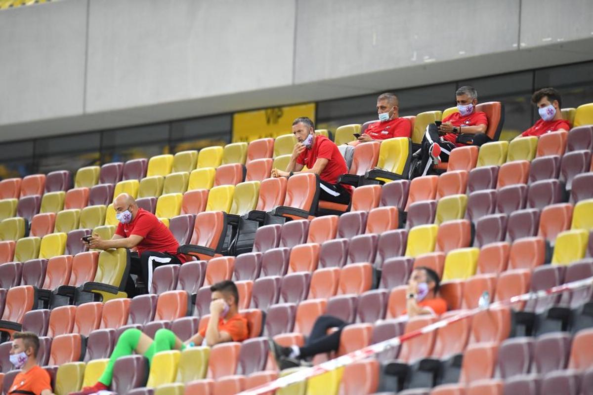 FCSB - Viitorul 3-0. Adi Petre, mesaj dur pe facebook pentru Gigi Becali: „Ai greșit crezând că sunt una dintre oile tale” » Atacantul s-a scuzat apoi în direct: „Altcineva a postat de pe contul meu”