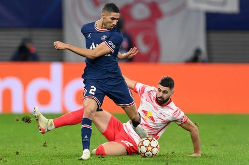Josko Gvardiol, jos, în duel cu Achraf Hakimi // foto: Guliver/gettyimages