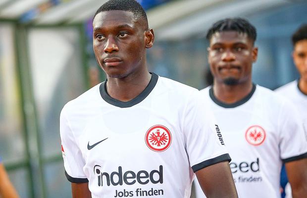 Război în toată regula pentru Randal Kolo Muani » Eintracht Frankfurt și PSG nu se înțeleg la preț, jucătorul a intrat în grevă!