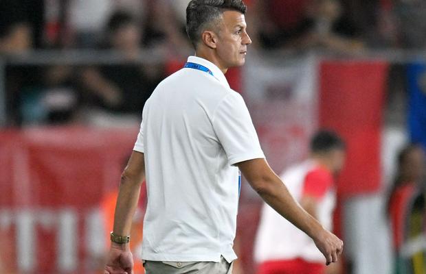 Jocul lui Dinamo, criticat din interior: „Observăm un oarecare declin. Murmurul creat la adresa stilului lui Burcă pare să prindă contur”