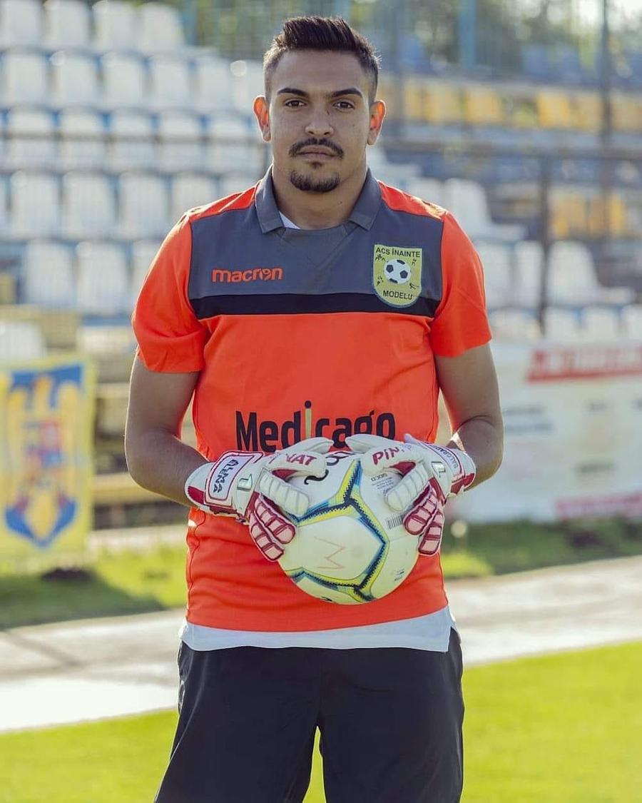 Portarul Marin Voicu, în prezent la AS FC Câmpulung Muscel 2022, a mai jucat la Concordia Chiajna, Carmen București, Înainte Modelu, Vedița Colonești FOTO: Înainte Modelu „Eram legat de mâini!” » Câte 4.000 de lei de meci pentru fiecare fotbalist amestecat în mafia pariurilor ilegale