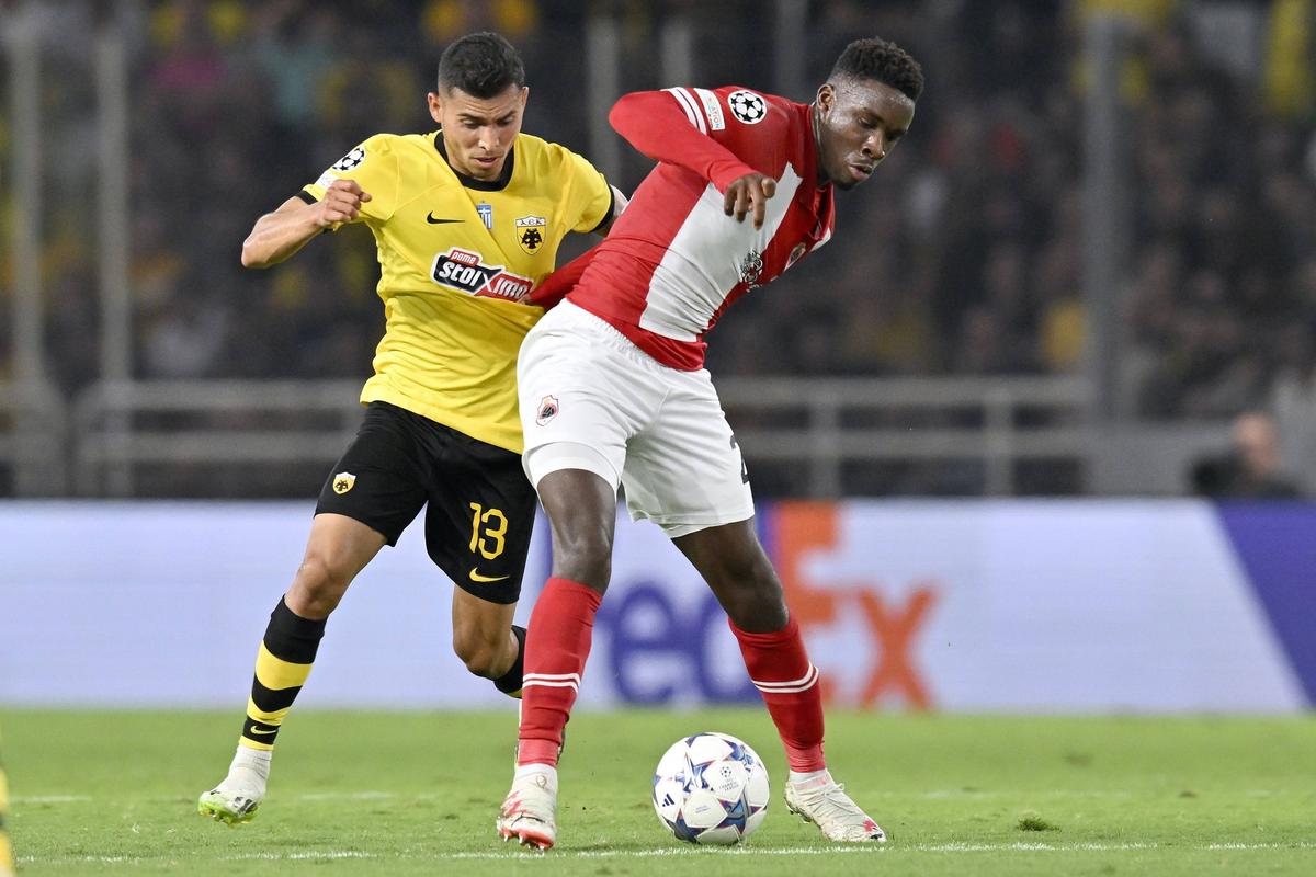 S-a terminat play-off-ul Champions League » Rangers a fost umilită de PSV, Sorescu și Racovițan au fost eliminați de Copenhaga + toate echipele calificate și cum arată urnele