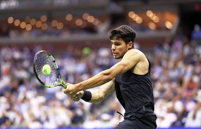 Rezultat-ȘOC la US Open: Carlos Alcaraz, eliminat în turul 2 de jucătorul care a fost la un pas de retragere!