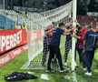 Imagini incredibile înainte de Oțelul - Sepsi! » Eroare de 3 centimetri la porți, iar gazdele au pus mâna pe lopeți