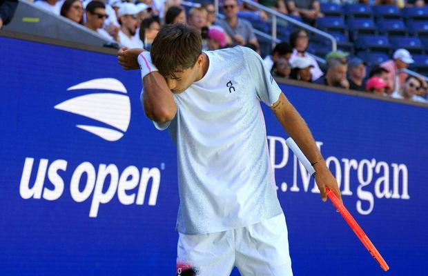 Derby-ul italian de la US Open s-a încheiat cu un abandon: „Îmi pare rău!” » Numărul 10 mondial e în „optimi”