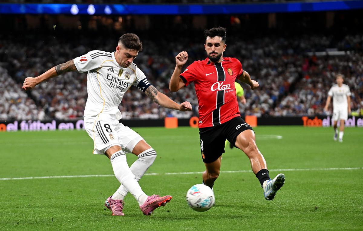 Mbappe contestă VAR-ul, după ce Real Madrid a avut TREI goluri anulate! Imaginea postată de francez