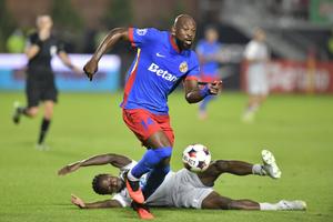 FCSB - UTA Arad, duel la Târgoviște în etapa 7-a din Superliga » Deschidere de scor