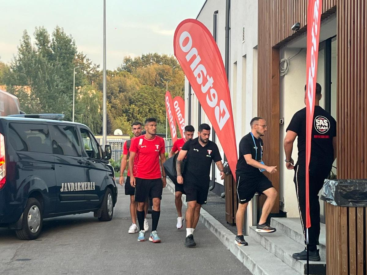 Cum a fost primit Mihai Stoica la Târgoviște, după ultimele dezvăluiri de la FCSB