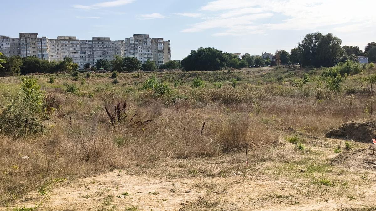 Pădurea „Gheorghe Hagi”: cum arată „stadionul” din Constanța la 3 ani după demolare și zeci de promisiuni pentru startul lucrărilor