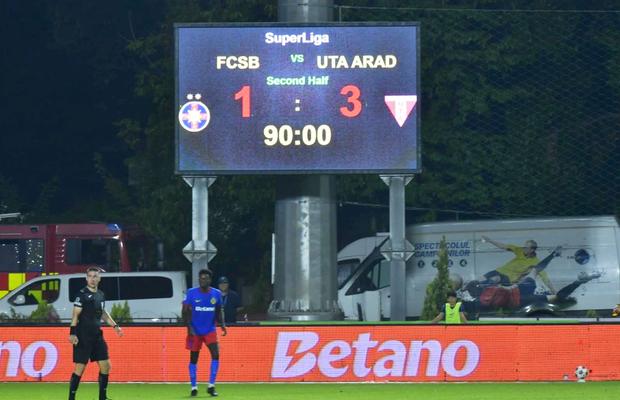 FCSB pierde lamentabil cu UTA! Are liniște în vestiar, nu și în tribune: „Demisia, demisia!” » Prima victorie a sezonului pentru Mihalcea! Noul clasament