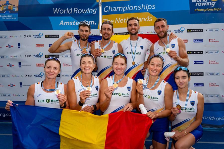 Barca României de 8 plus 1 rame mixt Foto: FR Canotaj/Balint Czucz Alte două medalii de aur pentru România, aduse de bărcile de 8 plus 1 feminin și de mixt la Campionatele Mondiale de canotaj de la Amsterdam!