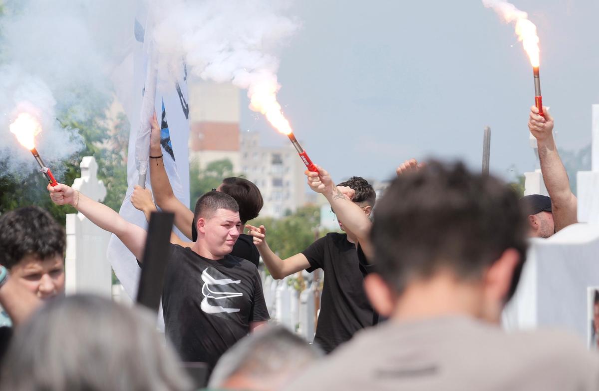 Cortegiu funerar pentru Nae Ungureanu