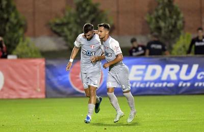 Papeau, pasă genială la golul din FCSB - UTA! Coman nu l-a iertat pe Târnovanu
