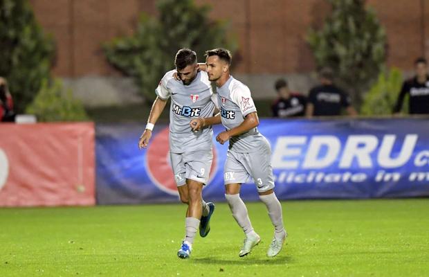 Papeau, pasă genială la golul din FCSB - UTA! Coman nu l-a iertat pe Târnovanu