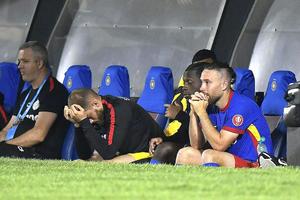 Stadionul a „explodat” în FCSB - UTA: „Demisia, demisia!”