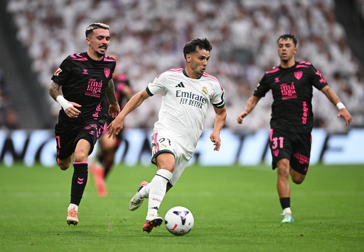 Real Madrid - Malaga 4-0 » Recital pe „Bernabeu”, start perfect pentru Jose Mourinho