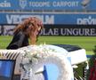 Sicriul lui Nae Ungureanu, pe gazonul stadionului din Craiova// foto Andrei Furnigă (GSP)