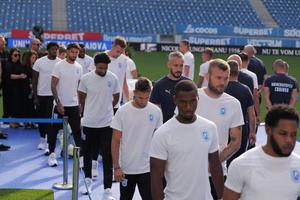 Nae Ungureanu va fi înmormântat azi la Craiova » Jucătorii lui Coelho au venit să-și ia rămas bun