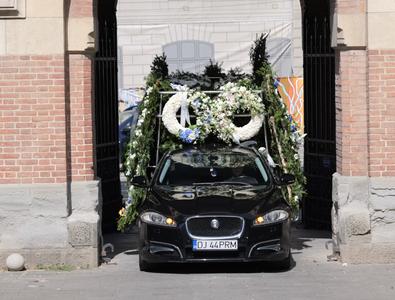 Nae Ungureanu va fi înmormântat azi lângă Ilie Balaci » Sicriul a fost adus ...