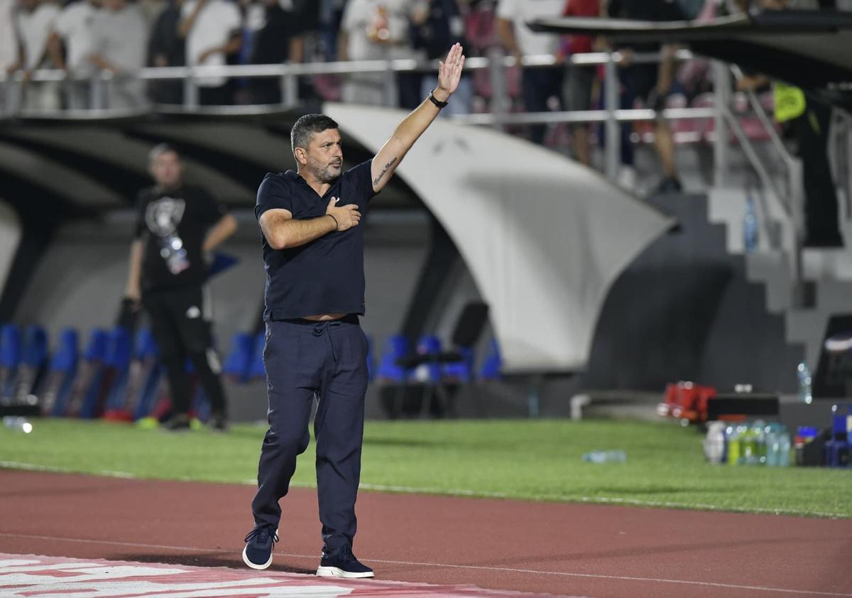 Marius Baciu s-a luat de fotbaliștii FCSB-ului: „Îmi venea să plâng! Nu s-au respectat deloc indicațiile” + Clientul avut: „Nu e ce ne dorim”