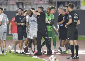 Coronițe pentru Mihalcea și jucătorii lui! A plouat cu „pătrari” la FCSB