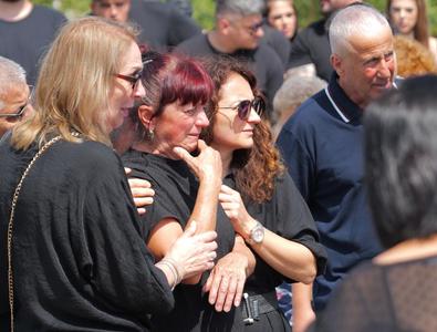 Nae Ungureanu, înmormântat azi lângă Ilie Balaci » Sicriul a fost adus la ...