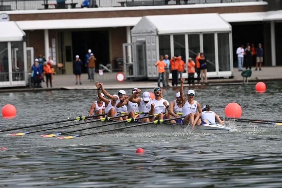 Alte două medalii de aur pentru România, aduse de bărcile de 8 plus 1 feminin și de mixt la Campionatele Mondiale de canotaj de la Amsterdam!