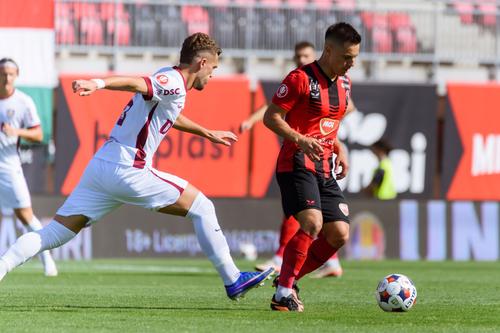 CFR Cluj a reușit a doua victorie consecutivă, în ciuda gazonului de care s-a plâns Șumudică. Foto: Facebook Csikszereda