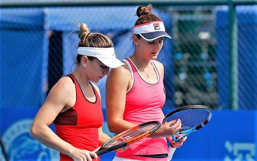 Simona Halep și Irina Begu au împărțit de multe ori terenul la dublu