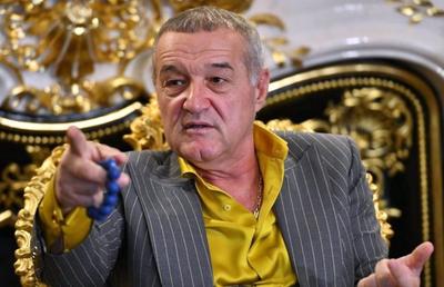 EXCLUSIV. Intervențiile lui Gigi Becali, cu Marius Lăcătuș antrenor: „Suna pe bancă, dar nu era chiar atât de slobod la gură”