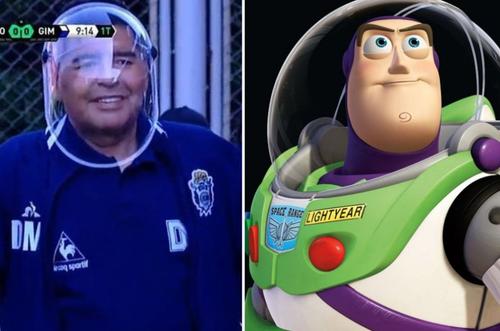 VIDEO Diego Maradona sau Buzz Lightyear? :D Cum se apără de Covid-19 la meciurile din Argentina