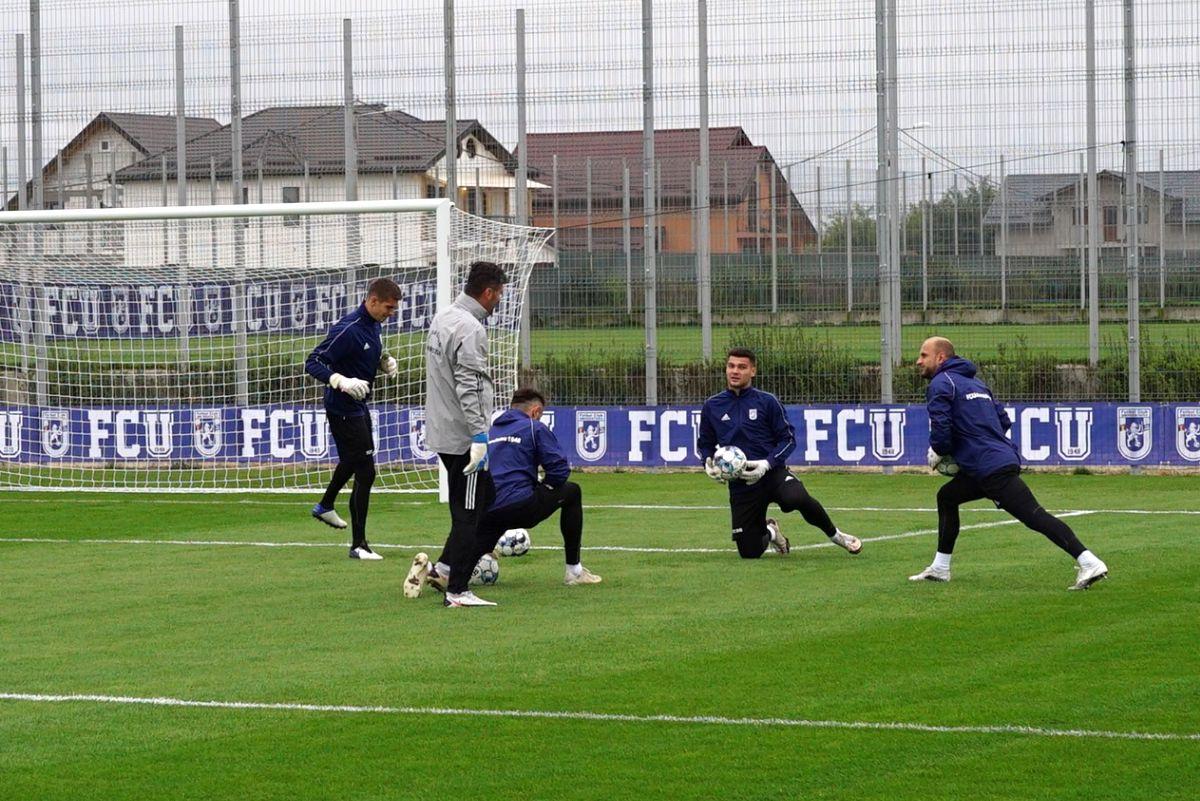 FCU Craiova și-a inaugurat baza de 12 milioane de euro! Imagini de la primul antrenament al oltenilor în noua casă