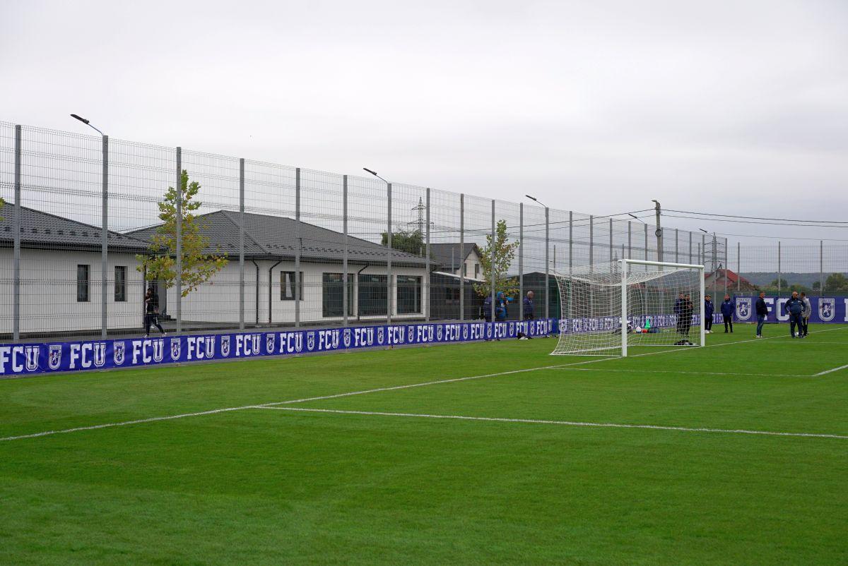 FCU Craiova și-a inaugurat baza de 12 milioane de euro! Imagini de la primul antrenament al oltenilor în noua casă