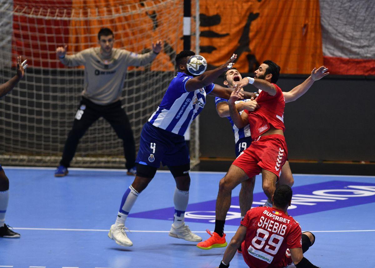 FOTO Dinamo - FC Porto, handbal, 30.09.2021