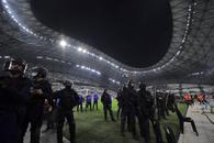 Marseille - Galatasaray, întrerupt în finalul primei reprize » Cicâldău și Moruțan, martori la haosul de pe Velodrome!