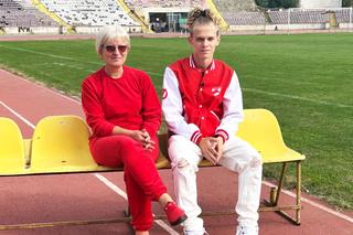 Zeci de mii de kilometri, tot atâtea sacrificii » Fascinanta poveste a dinamovistului recrutat din cealaltă parte a țării. Naveta Lupeni - București pentru un vis: „N-am ținut cont de nimic!” + Confesiuni emoționante ale mamei fotbalistului