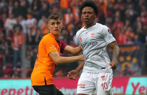 Mihai Stoica a numit transferul care l-a impresionat în această vară: „Jucătorul cu cel mai bun CV care a evoluat în România”