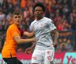 Clinton N'Jie (dreapta), foto: Imago Images
