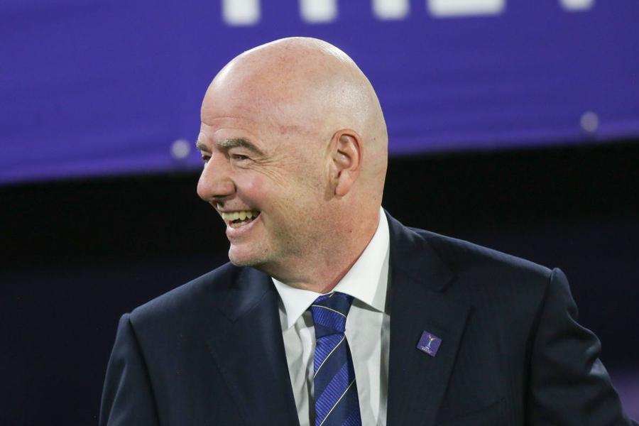 Gianni Infantino (54 de ani) a ajuns la al parulea mandat la șefia FIFA, fiind numit prima dată în 2016 și ultima până în 2027 / Foto: Imago Chinurile și războaiele milionarilor din fotbal