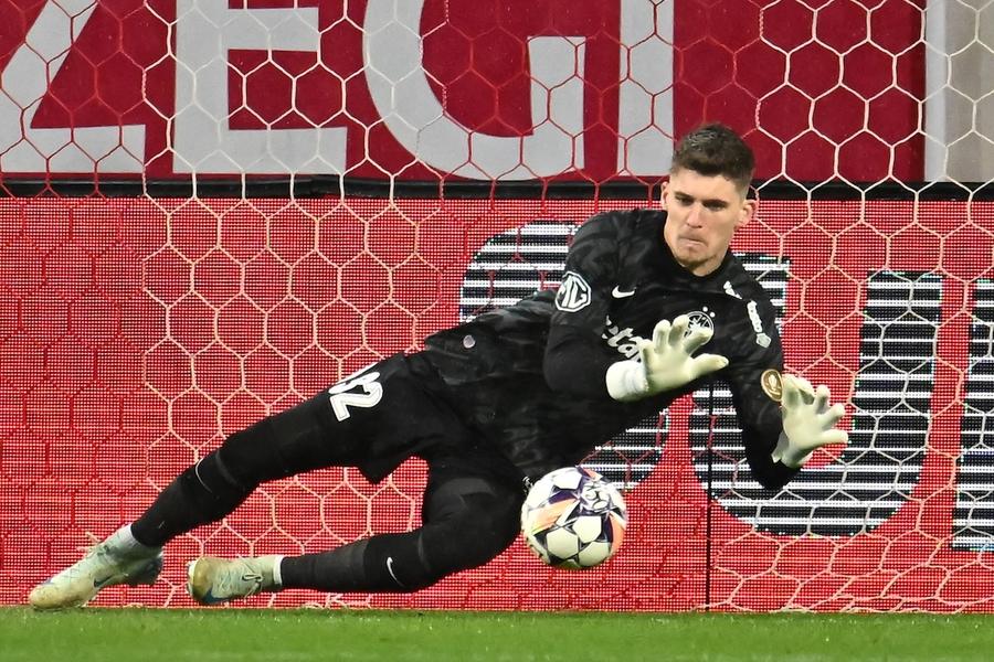 Ștefan Târnovanu „A avut nivel de Champions League” » Fermecat de prestația eroului FCSB: „Va fi titular la națională și va pleca în curând din România”