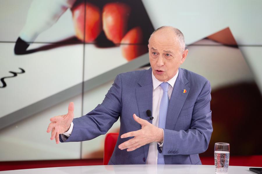 Prietenii lui Ovidiu - ediție alegeri prezidențiale. Invitat: Mircea Geoană (candidat independent). FOTO: Ionuț Iordache (GSP) Ce salariu a avut Mircea Geoană ca șef la NATO: „N-am vorbit despre asta, dar vă spun”