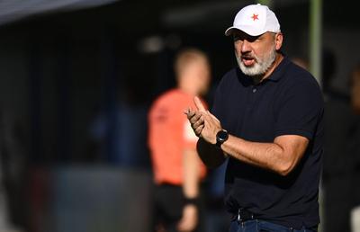 Antrenorul Slaviei a „scanat” Interul lui Cristi Chivu și a tras concluziile