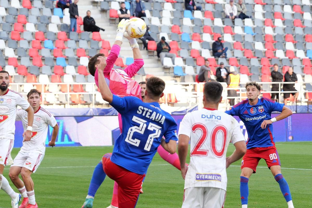 Steaua - Sepsi, ultima partidă din etapa #8 din Liga a 2-a // foto: Andrei Furnigă (GSP)