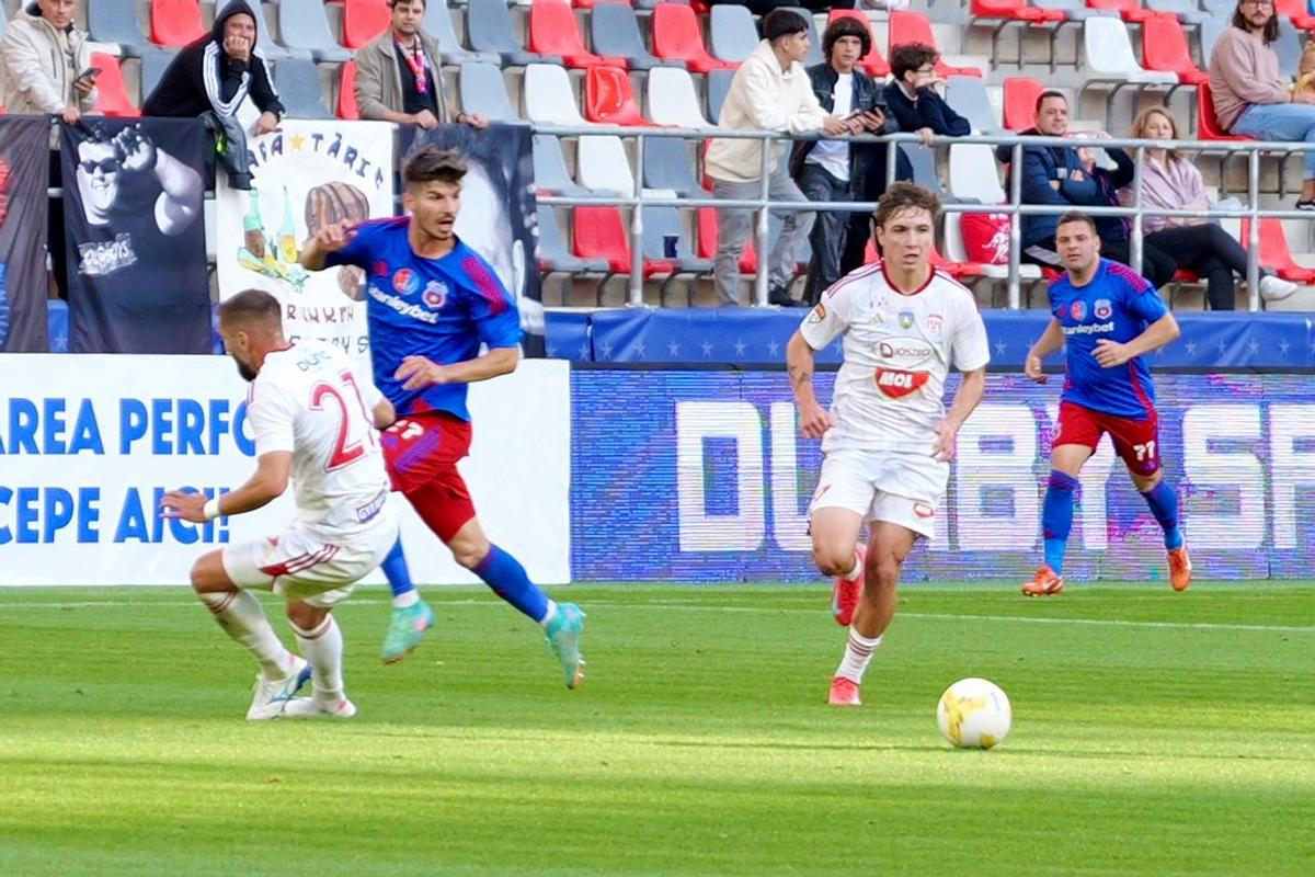 Steaua - Sepsi, ultima partidă din etapa #8 din Liga a 2-a // foto: Andrei Furnigă (GSP)